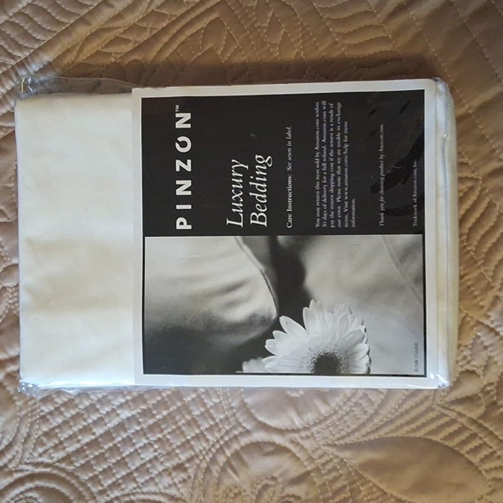 NWT King Size Cotton Pillowcase Set